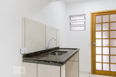 Cozinha de apartamento para alugar com 2 quartos, 40m² em Parque Novo Oratório, Santo André