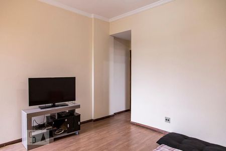 Sala de apartamento para alugar com 3 quartos, 75m² em Dom Cabral, Belo Horizonte