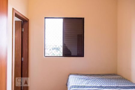 Suíte de apartamento para alugar com 3 quartos, 75m² em Dom Cabral, Belo Horizonte