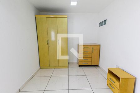 Quarto de apartamento para alugar com 1 quarto, 28m² em Parque Novo Oratório, Santo André