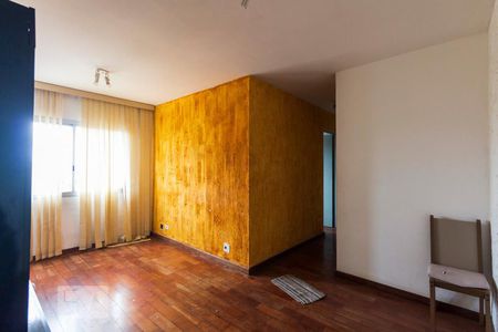 Sala de apartamento para alugar com 2 quartos, 55m² em Vila Mira, São Paulo