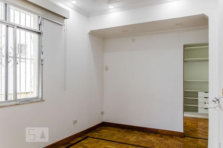 Sala de apartamento para alugar com 2 quartos, 60m² em Jardim Guanabara, Rio de Janeiro