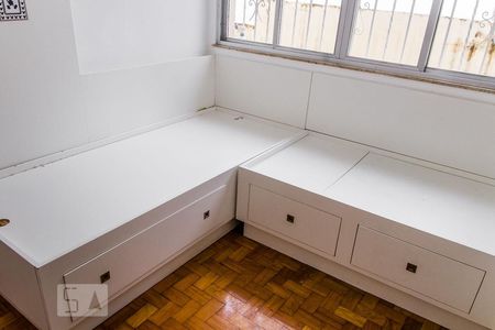 Quarto 1 de apartamento para alugar com 2 quartos, 60m² em Jardim Guanabara, Rio de Janeiro