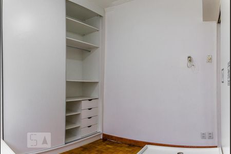 Quarto 1 de apartamento para alugar com 2 quartos, 60m² em Jardim Guanabara, Rio de Janeiro