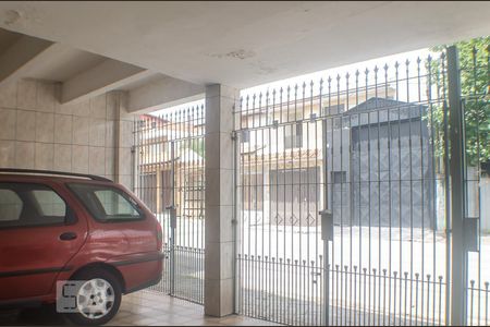 Garagem de casa à venda com 3 quartos, 141m² em Parque Boturussu, São Paulo