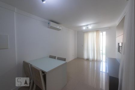 Sala de apartamento para alugar com 2 quartos, 69m² em Abraão, Florianópolis