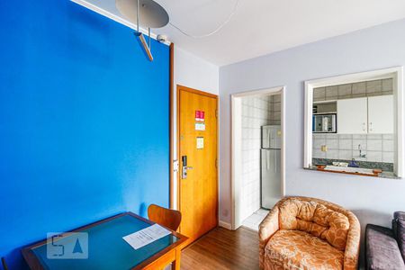 Sala de apartamento para alugar com 2 quartos, 52m² em Cidade Monções, São Paulo