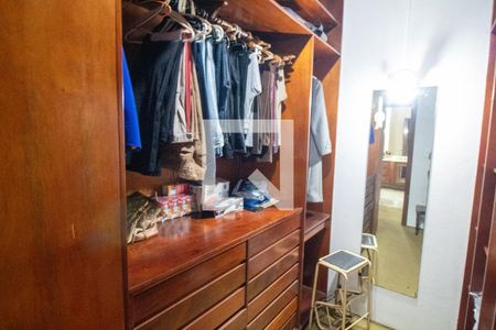 Closet de casa à venda com 5 quartos, 325m² em Cidade Monções, São Paulo