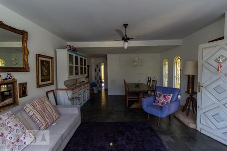 Sala de casa à venda com 4 quartos, 170m² em Jardim Petrópolis, São Paulo