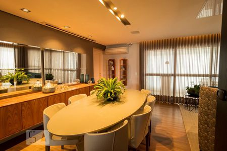 Sala de Jantar de apartamento à venda com 2 quartos, 154m² em Vila Carrão, São Paulo