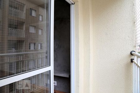 Varanda da Sala de apartamento à venda com 2 quartos, 48m² em Jardim Henriqueta, Taboão da Serra