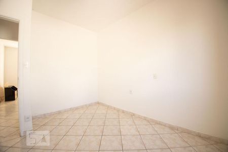 quarto 2 de casa de condomínio para alugar com 2 quartos, 100m² em Parque da Figueira, Campinas