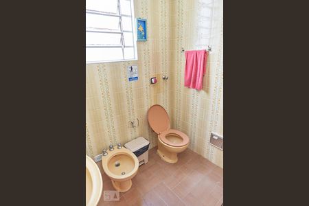 Banheiro de casa à venda com 4 quartos, 347m² em Pompeia, São Paulo