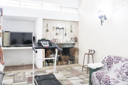 Sala de casa à venda com 3 quartos, 420m² em Planalto Paulista, São Paulo