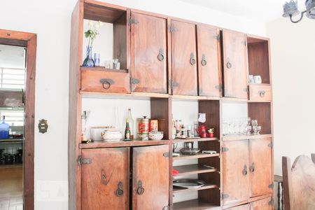 Sala de casa à venda com 3 quartos, 420m² em Planalto Paulista, São Paulo