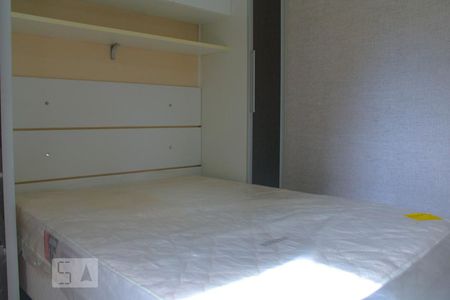 Quarto 1 de apartamento para alugar com 2 quartos, 65m² em Jardim Henriqueta, Taboão da Serra