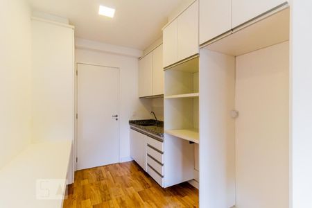 Cozinha de kitnet/studio para alugar com 1 quarto, 24m² em Consolação, São Paulo