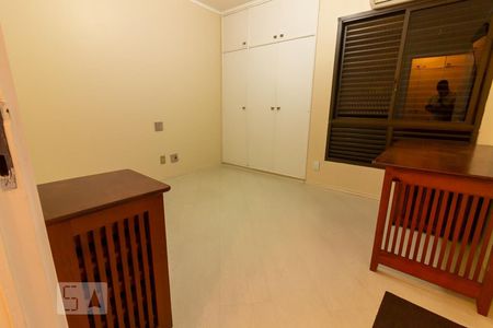 Suíte 1 de apartamento para alugar com 3 quartos, 171m² em Itaim Bibi, São Paulo