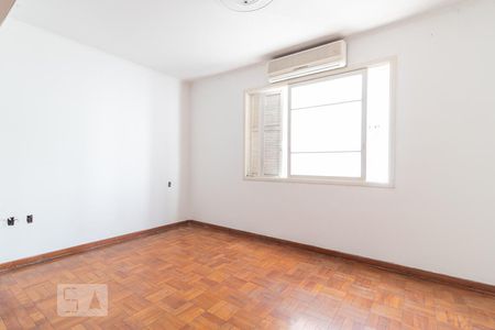 Sala de apartamento para alugar com 3 quartos, 130m² em Santa Cecília, Porto Alegre