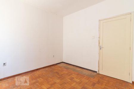 Dormitório de apartamento para alugar com 3 quartos, 130m² em Santa Cecília, Porto Alegre