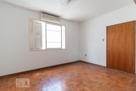 Sala de apartamento para alugar com 3 quartos, 130m² em Santa Cecília, Porto Alegre