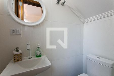 Lavabo 2 de casa para alugar com 3 quartos, 200m² em Penha de França, São Paulo