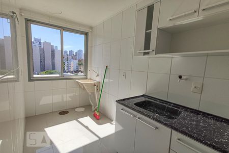 Cozinha e lavanderia de kitnet/studio à venda com 1 quarto, 30m² em Centro, Novo Hamburgo