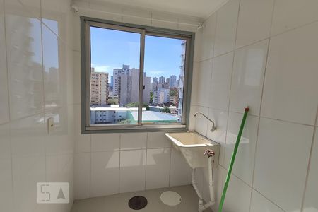 Cozinha e lavanderia de kitnet/studio à venda com 1 quarto, 30m² em Centro, Novo Hamburgo