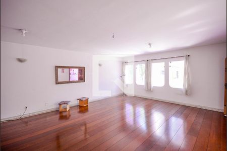 Sala de casa à venda com 3 quartos, 340m² em Vila Brasílio Machado, São Paulo