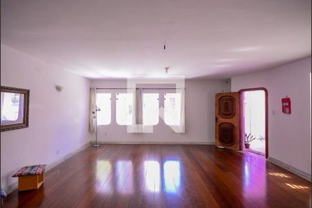 Sala de casa à venda com 3 quartos, 340m² em Vila Brasílio Machado, São Paulo