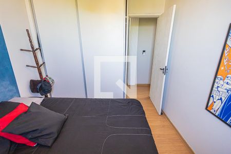 Quarto 1 de apartamento para alugar com 3 quartos, 58m² em Santa Amélia, Belo Horizonte