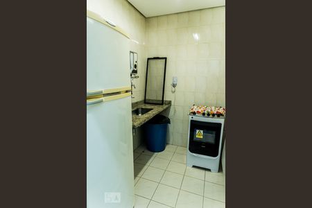 Cozinha Salão de Festas de apartamento à venda com 3 quartos, 125m² em Vila Suzana, São Paulo