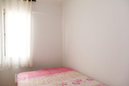 Quarto 1 de apartamento para alugar com 2 quartos, 48m² em Vila Emir, São Paulo