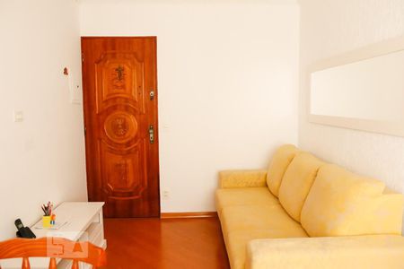 Sala de apartamento para alugar com 2 quartos, 48m² em Vila Emir, São Paulo