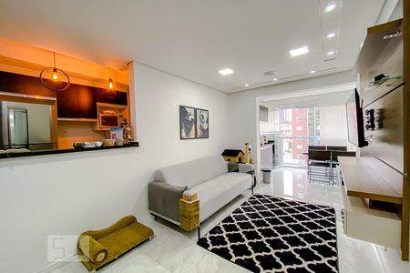 Sala de apartamento para alugar com 1 quarto, 55m² em Vila Regente Feijó, São Paulo