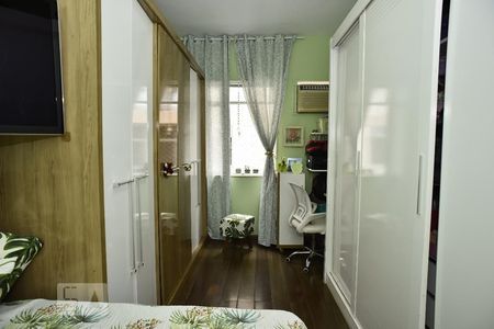 Quarto 1 de apartamento para alugar com 2 quartos, 85m² em Freguesia (jacarepaguá), Rio de Janeiro