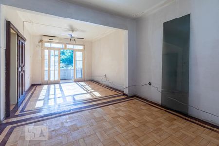 Sala de apartamento para alugar com 3 quartos, 110m² em Santana, Porto Alegre