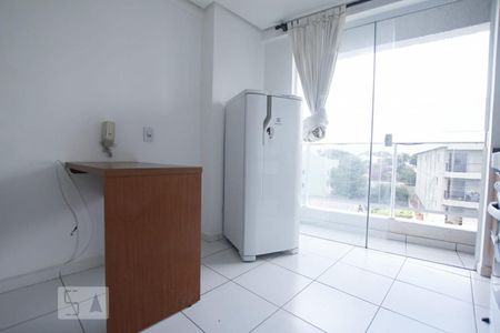 Detalhe da Cozinha - Geladeira de apartamento para alugar com 1 quarto, 45m² em Setor Leste Vila Nova, Goiânia