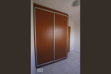 Detalhe da Suíte - Armário de apartamento para alugar com 1 quarto, 45m² em Setor Leste Vila Nova, Goiânia