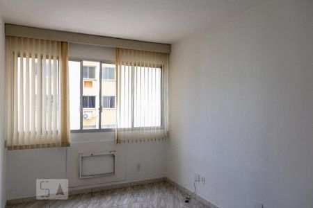 Sala de apartamento à venda com 2 quartos, 56m² em Cidade Nova, Rio de Janeiro