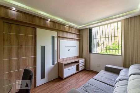 Sala de TV de apartamento à venda com 2 quartos, 87m² em Fonseca, Niterói