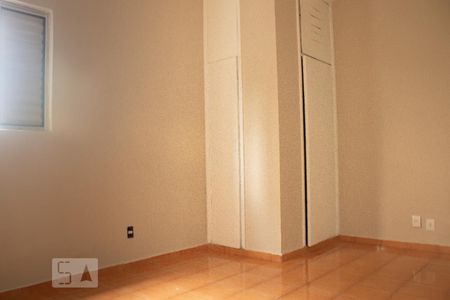 Suíte de apartamento para alugar com 3 quartos, 150m² em Mirandópolis, São Paulo