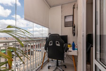 Sacada  de apartamento à venda com 2 quartos, 61m² em Vila Cunha Bueno, São Paulo