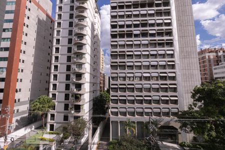 Vista da Sala de apartamento para alugar com 3 quartos, 90m² em Itaim Bibi, São Paulo