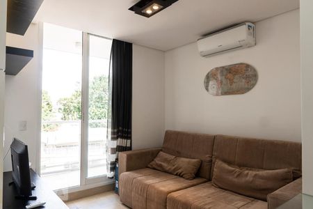 Sala de apartamento para alugar com 1 quarto, 45m² em Alto da Rua Xv, Curitiba