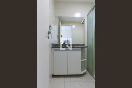 Detalhe banheiro de apartamento para alugar com 1 quarto, 30m² em Pinheiros, São Paulo