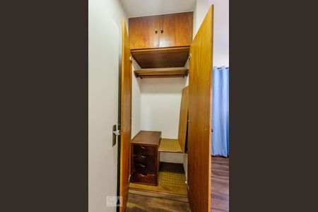 Quarto 2 de apartamento para alugar com 3 quartos, 83m² em Cambuí, Campinas