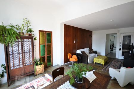 Sala de apartamento para alugar com 3 quartos, 100m² em Flamengo, Rio de Janeiro