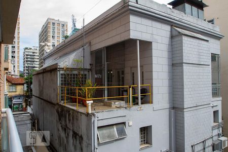 Sacada vista  de apartamento à venda com 2 quartos, 71m² em Jardim Botânico, Rio de Janeiro