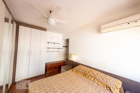 Quarto 1 de apartamento para alugar com 2 quartos, 109m² em Santana, Porto Alegre
